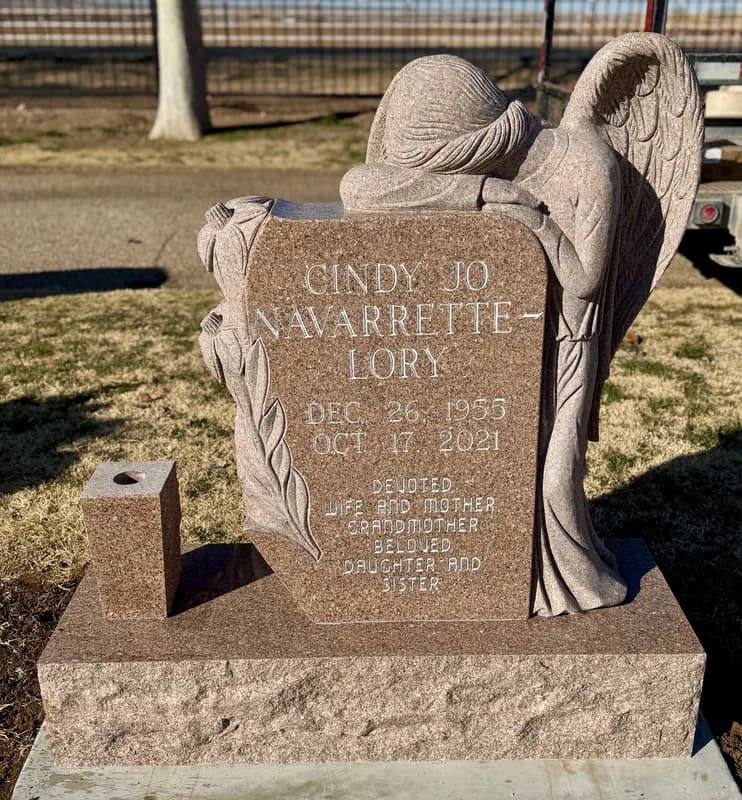 Angels granite memorial by Sadler & Son Monument Works, AN 14