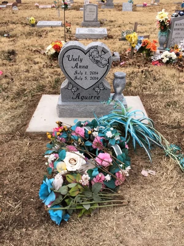 Infant/Children granite memorial by Sadler & Son Monument Works, CH 02