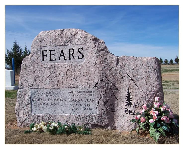 Custom granite memorial by Sadler & Son Monument Works, CM 59