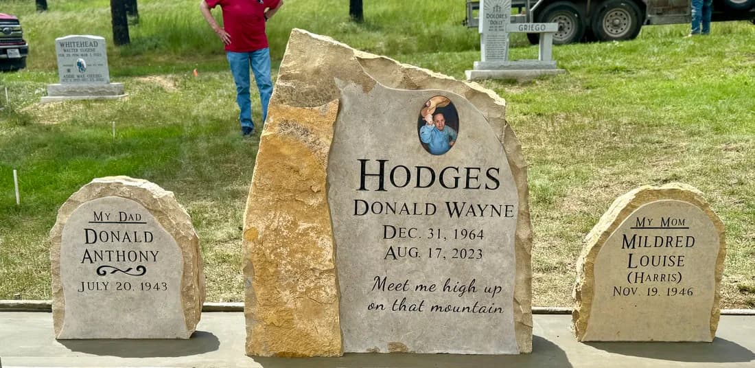 Custom granite memorial by Sadler & Son Monument Works, CM 25