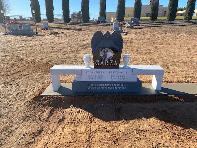 Custom granite memorial by Sadler & Son Monument Works, CM 40