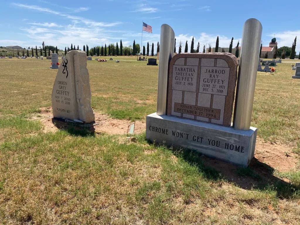 Custom granite memorial by Sadler & Son Monument Works, CM 52