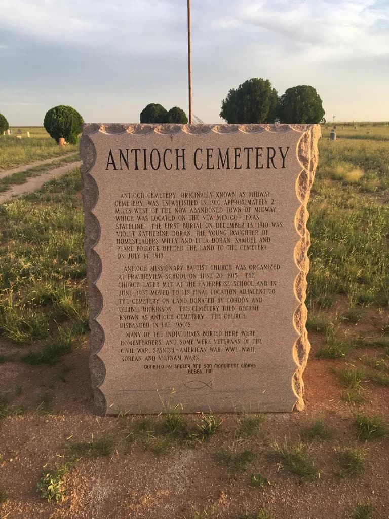 Custom granite memorial by Sadler & Son Monument Works, CM 86