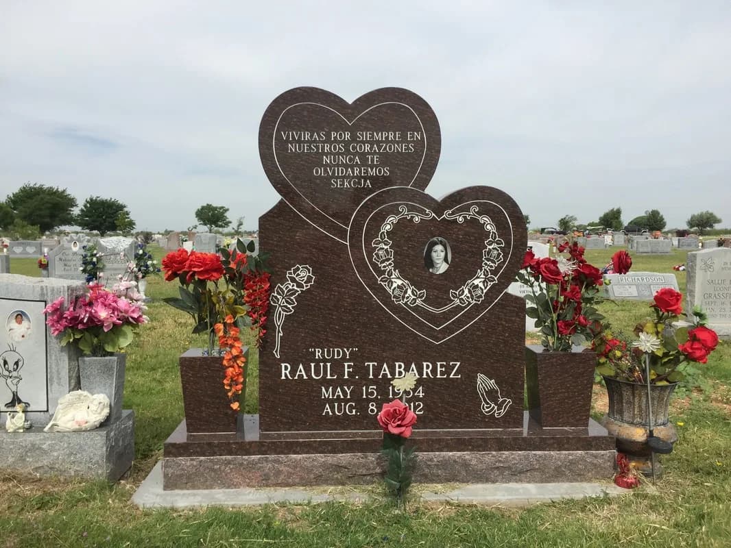 Double Heart granite memorial by Sadler & Son Monument Works, DH 11