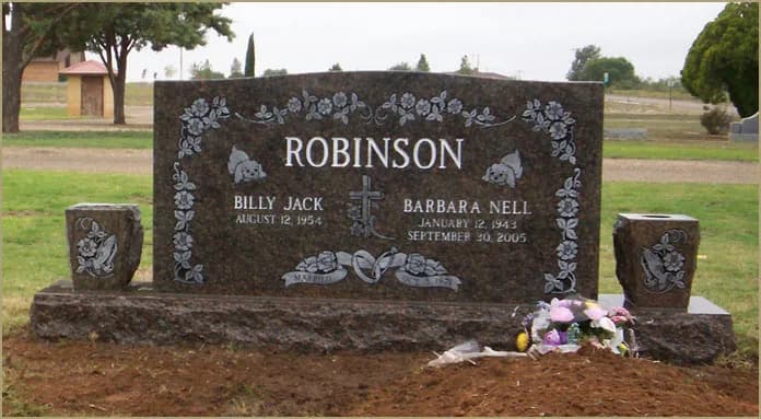 Double Upright granite memorial by Sadler & Son Monument Works, DU 02