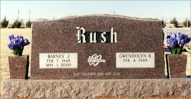 Double Upright granite memorial by Sadler & Son Monument Works, DU 20